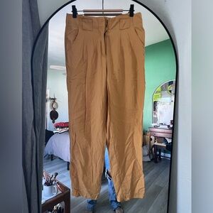 Soft Women’s Khaki Chinos